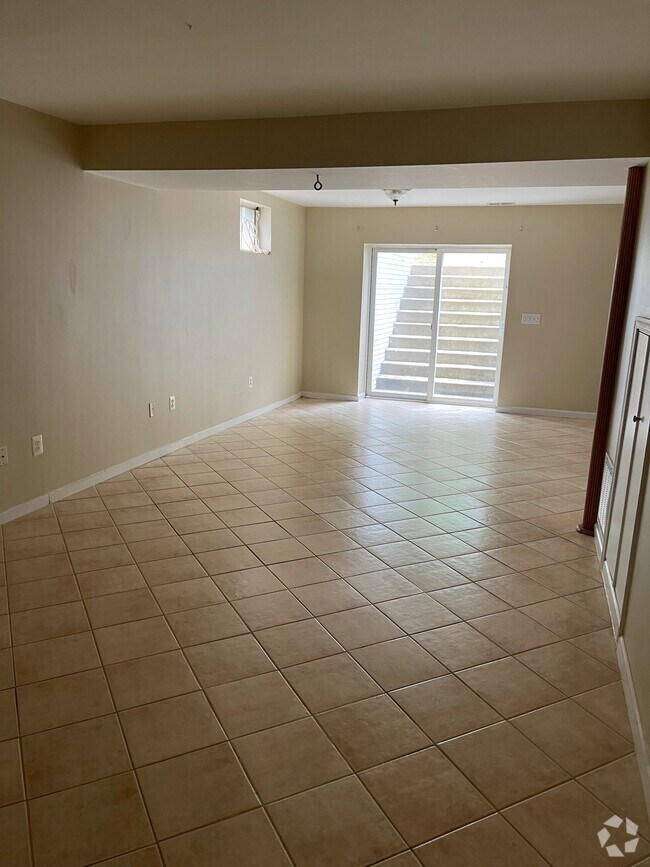 Building Photo - 35352 Gosling Ln