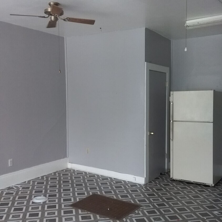 Foto del edificio - 727 Park Ave