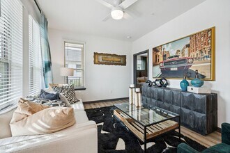 Interior Photo - Windsor Apartments