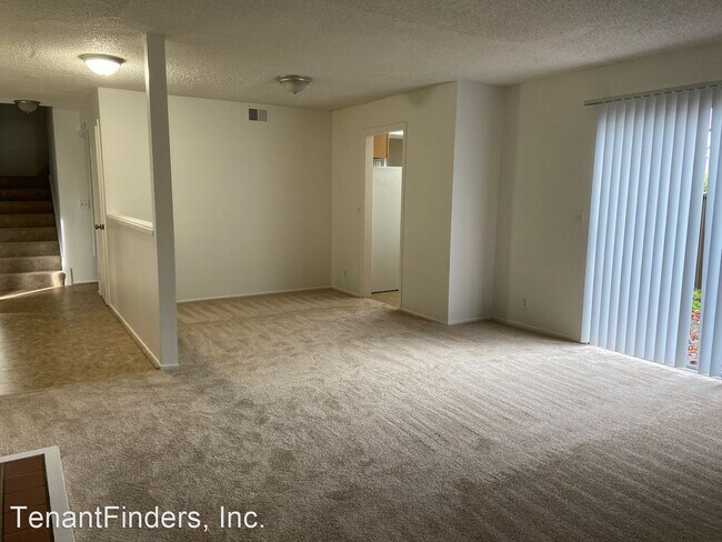 Building Photo - 3 br, 2.5 bath House - 845 Bancroft Rd.