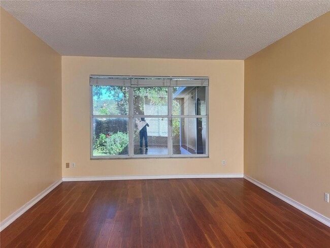 Foto del edificio - 1131 Turtle Lake Ct