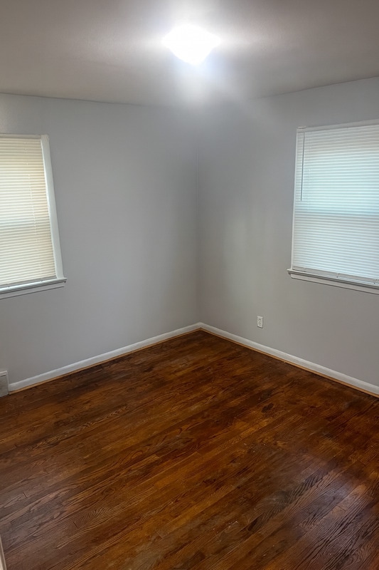 Building Photo - 2235 Ridgelawn Ave