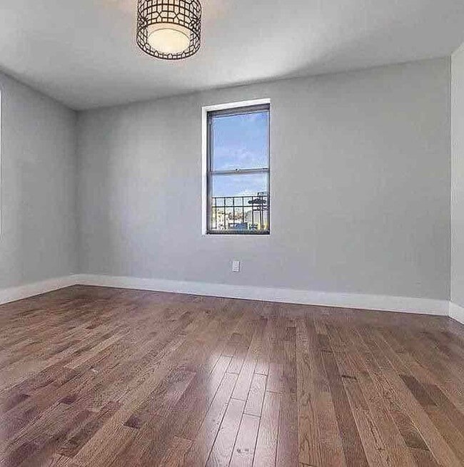 Building Photo - 2714 Avenue D