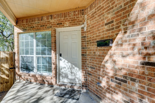 Photo - 10302 Buffum St Apartment