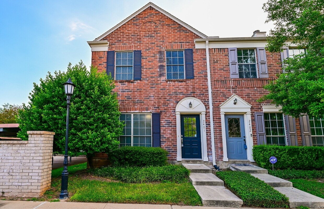 Foto principal - 2930 Grants Lake Blvd