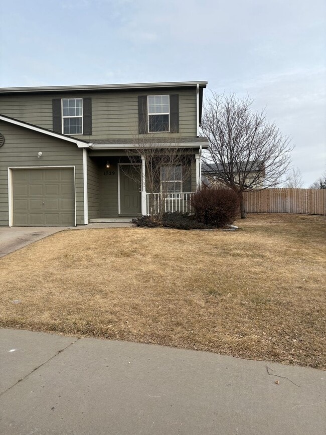 Building Photo - 1729 Rowan Ln