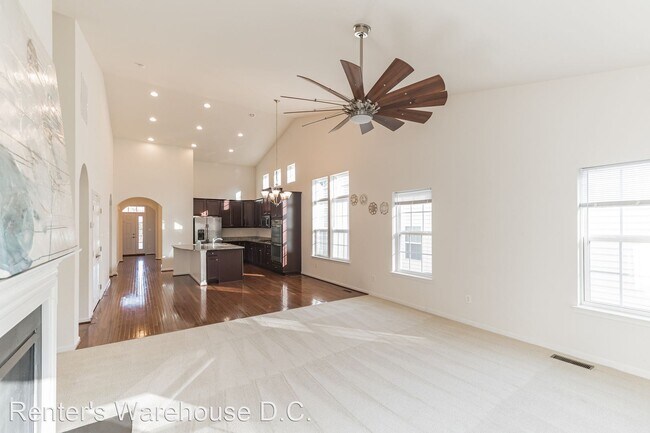 Building Photo - 4 br, 3 bath House - 25693 Success Drive