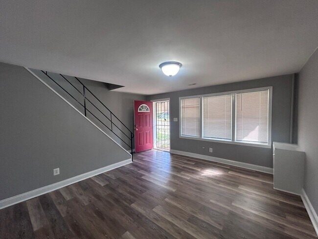 Foto del edificio - Baltimore - 2 Bedrooms + Den and 1 baths Available!