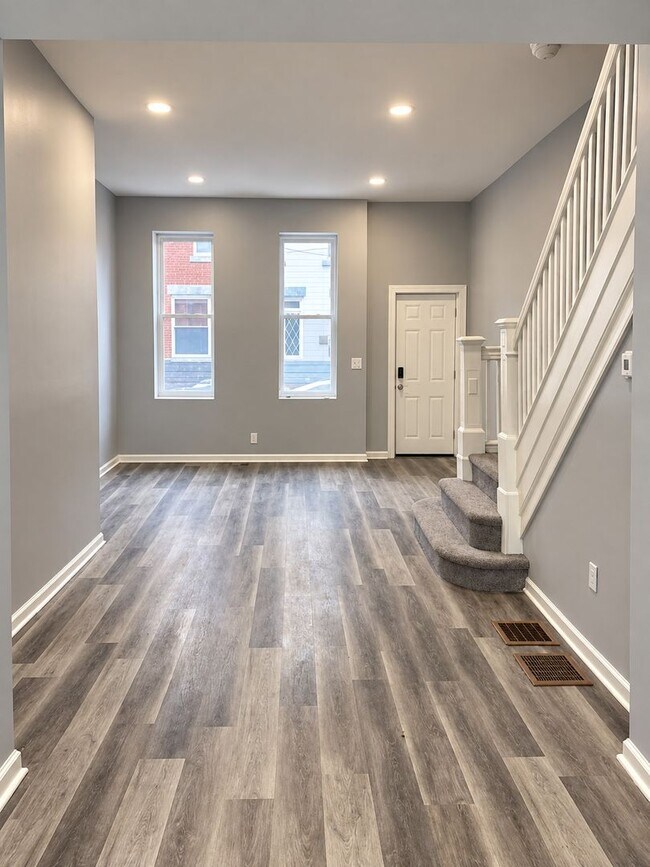 Foto del edificio - Renovated 3-Bedroom, 2-Bath Home with Central Air in Brewerytown