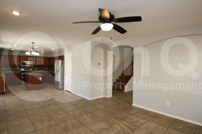 Building Photo - 43993 W Lindgren Dr