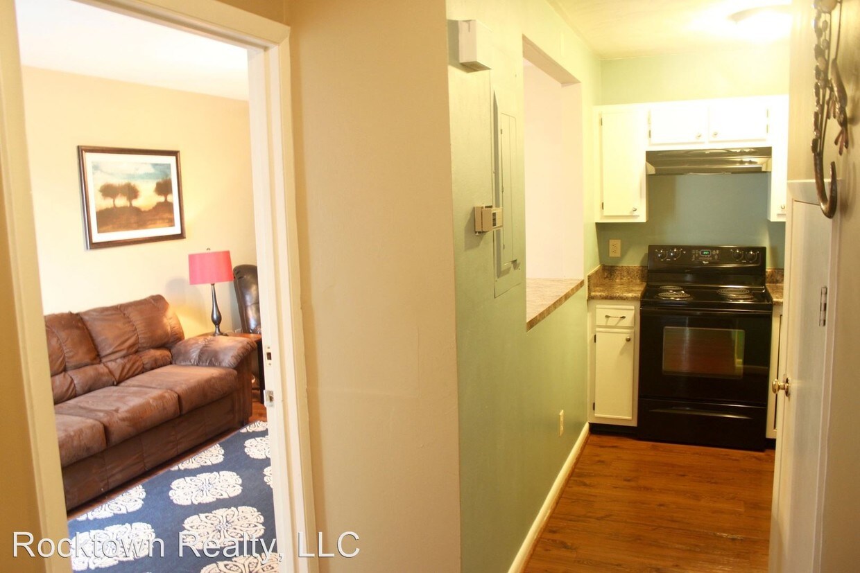 Foto principal - 1438 Bradley Dr