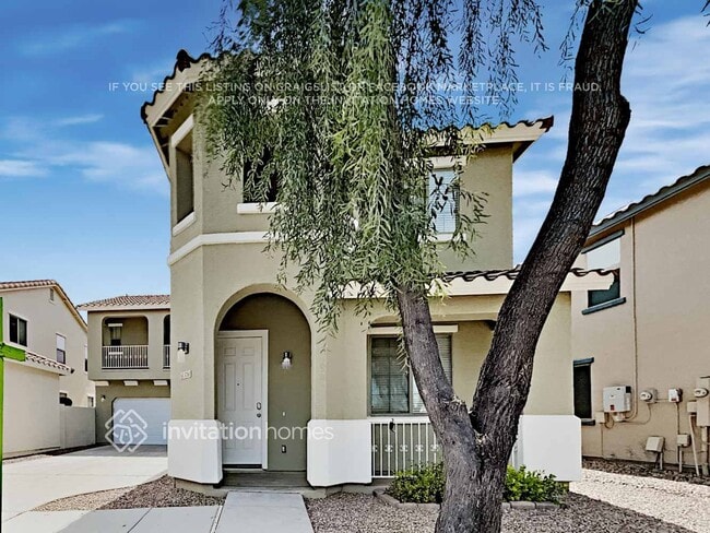 Building Photo - 3761 E Flamingo Way