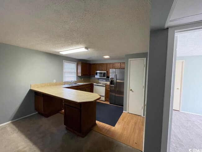 Building Photo - 210 N Ocean Blvd