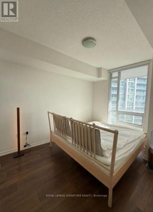 Building Photo - 66 Forest Manor Rd