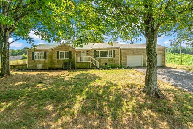 Foto del edificio - 7149 Hotchkiss Valley Rd E