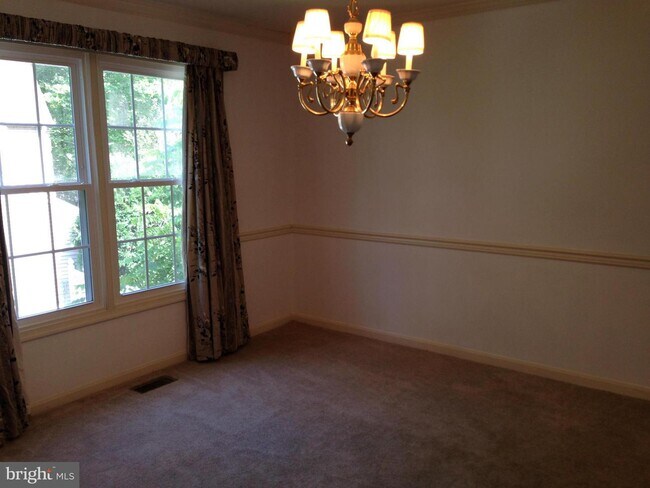 Foto del edificio - 12420 Loft Ln