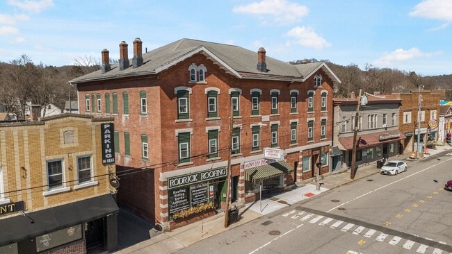 Photo - 62-70 Main St.-L Apartment