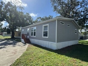 Building Photo - 9709 Polak Dr