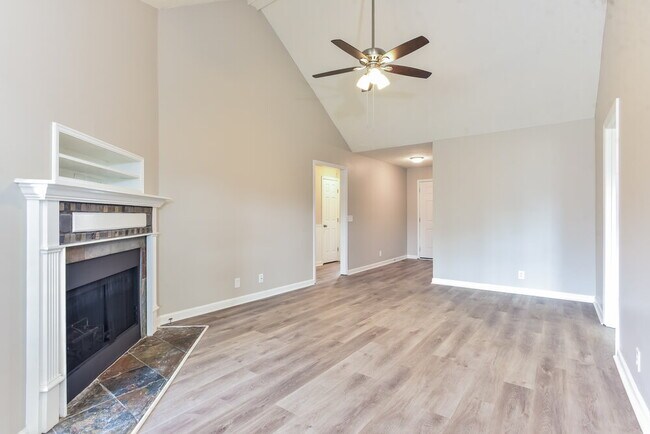 Foto del edificio - 5304 Sunnyvale Dr