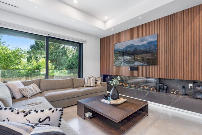 Photo du bâtiment - 2505 Edgemont Blvd