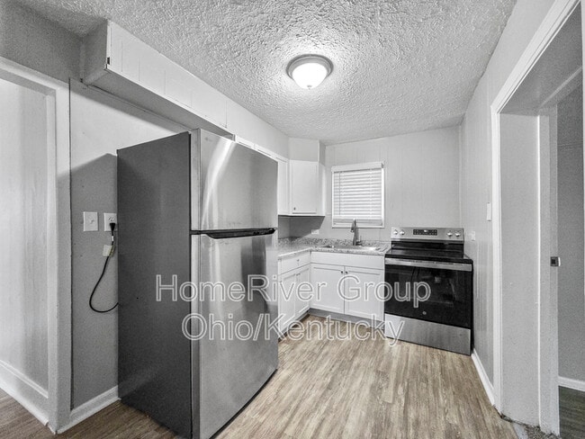 Foto del edificio - 1223 S 41st St
