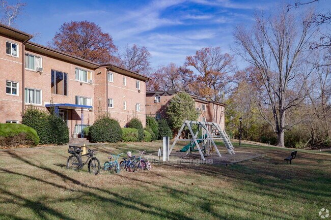 Foto del edificio - 14402 Gemstone Dr