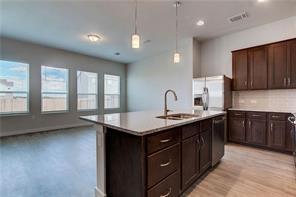 Foto del edificio - 15009 Ryman Rd