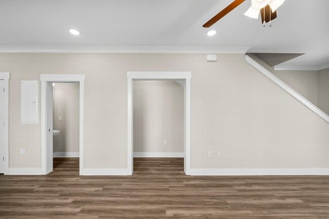 Foto del edificio - 314 Date Palm Ln
