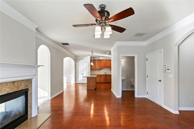 Foto del edificio - 2530 Callaway Ct