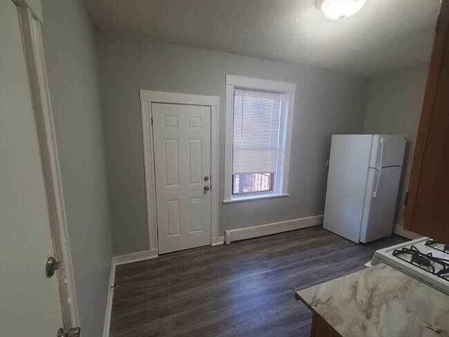 Foto del edificio - 76 Walnut Park