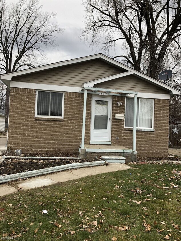 Primary Photo - 3 br, 1 bath House - 563 E Guthrie Ave