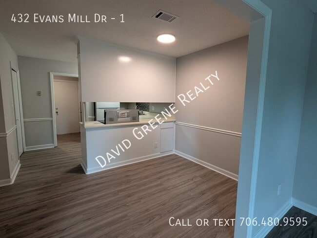 Building Photo - 432 Evans Mill Dr