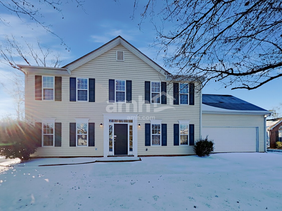 13216 Brown Grier Road House Rental in Charlotte, NC