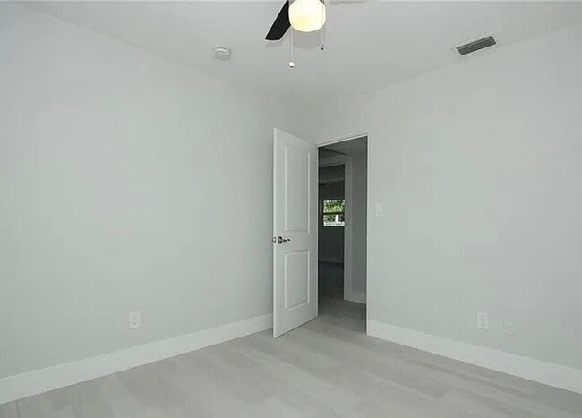 Foto del edificio - 16077 Garrett Grove Ct