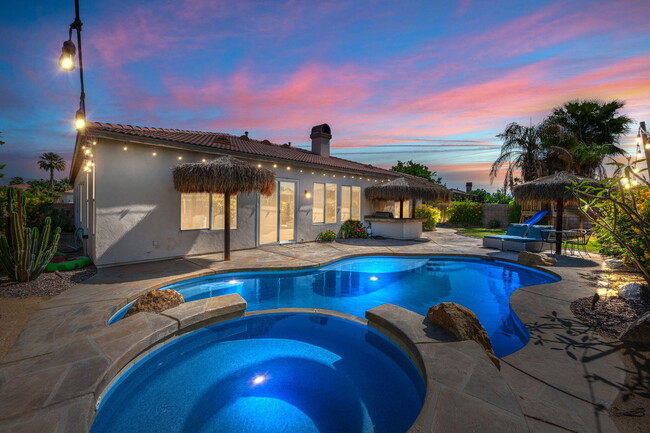 Building Photo - 79847 Viento Dr