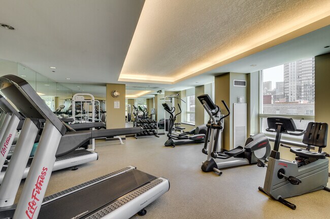 Foto del edificio - 600 N Kingsbury St