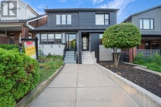 Building Photo - 270 McRoberts Ave