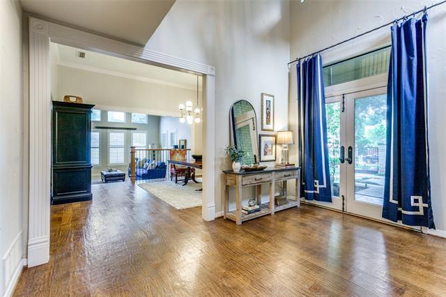 Building Photo - 200 Crooked Creek Dr