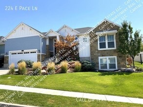 Building Photo - 224 E Pace Ln