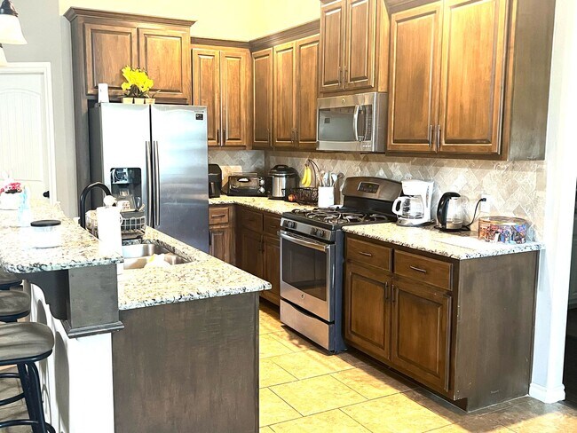 Foto del edificio - 8217 NW 158th St