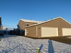 Building Photo - 2570 Amber Valley Ct