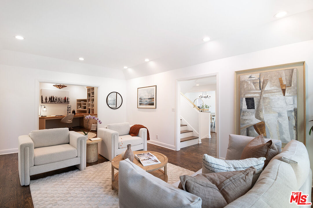 Foto principal - 8155 Willow Glen Rd