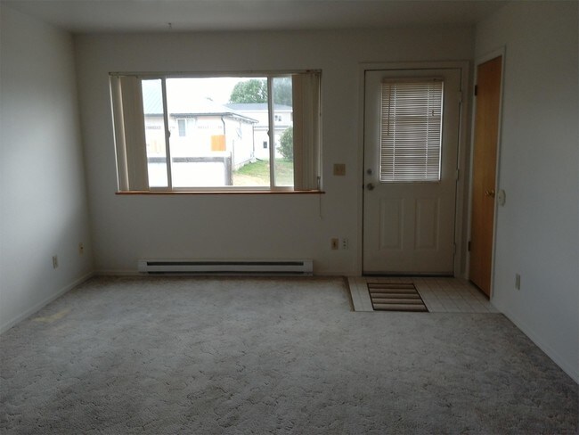 Foto del edificio - 369 Cole Ave