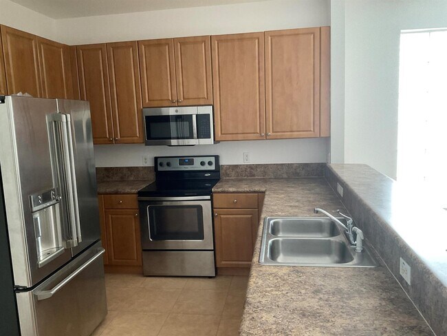 Foto del edificio - 515 Belle Grove Ln
