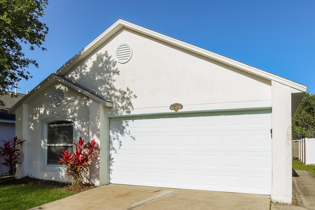 Building Photo - 2908 Maderia Cir