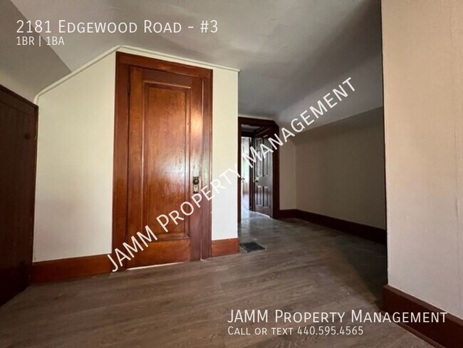 Building Photo - Cleveland Heights: Efficiency Suite 1-Bedroom