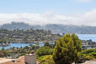 112 Marinero Cir
