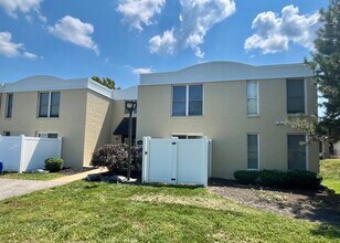 Building Photo - 14524 Cazado Dr