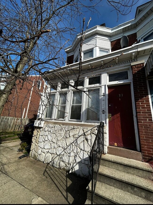 Building Photo - 133 Liberty St