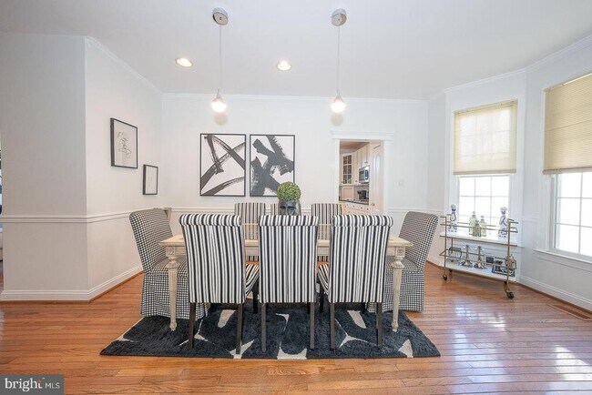 Foto del edificio - 412 Merion Hill Ln